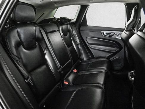 Used 2023 Volvo XC60 B6 Ultimate image 21