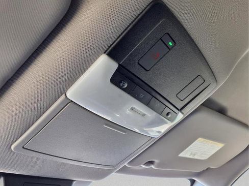 Certified 2023 Nissan Rogue SV FWD image 27