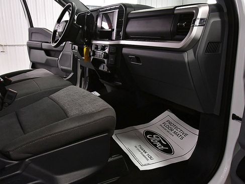 Used 2024 Ford F350 XLT image 31
