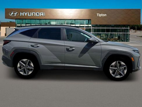 New 2026 Hyundai Tucson SEL FWD image 9