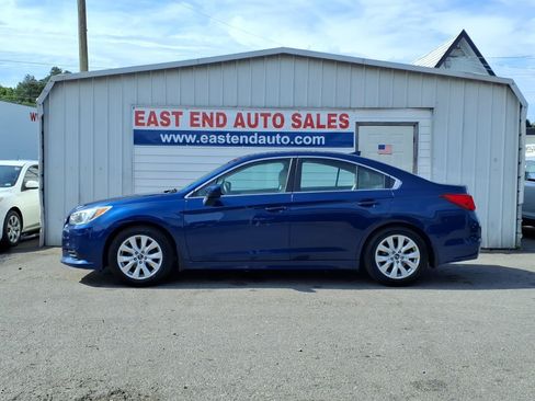 Used 2016 Subaru Legacy 2.5i Premium w/ Moonroof Package AWD/4WD image 2