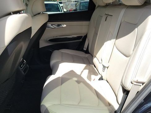 Certified 2026 Genesis GV70 2.5T AWD/4WD image 8