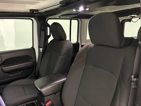 Used 2023 Jeep Wrangler Unlimited Sport AWD/4WD image 21
