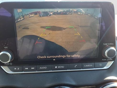 Used 2021 Nissan Sentra SV image 23