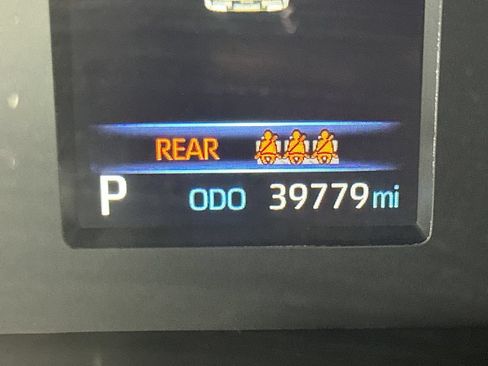 Used 2025 Toyota Tundra SR AWD/4WD image 31