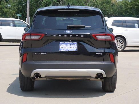 Used 2023 Ford Escape Active AWD/4WD image 4