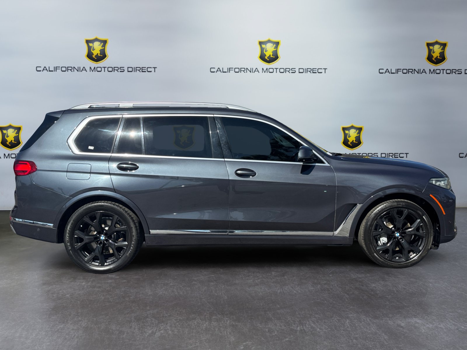 Used 2019 BMW X7 xDrive40i w/ Premium Package AWD/4WD image 6