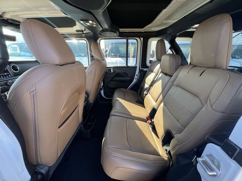 Used 2023 Jeep Wrangler Sahara w/ LED Lighting Group image 33