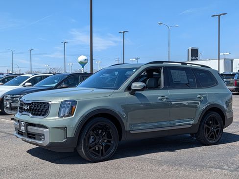 Used 2023 Kia Telluride SX X-Line AWD/4WD image 1