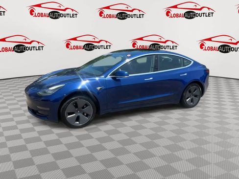 Used 2019 Tesla Model 3 Standard Range Plus RWD image 4