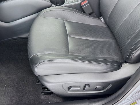 Used 2018 Nissan Rogue SL image 13