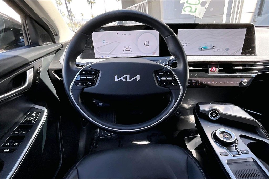 Used 2024 Kia EV6 Light RWD image 8
