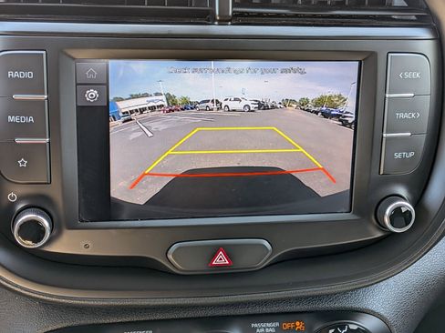 Used 2024 Kia Soul LX w/ Option Group 015 FWD image 22