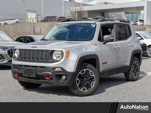 Used 2015 Jeep Renegade Trailhawk w/ Premium Leather Group image 1