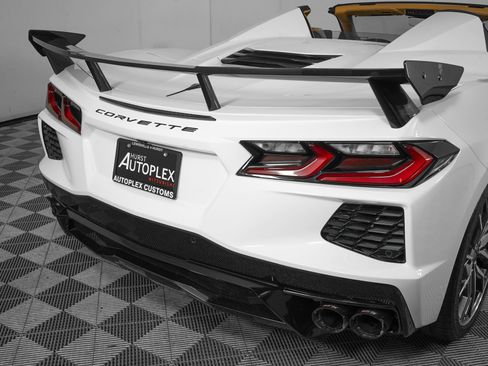 Used 2024 Chevrolet Corvette Stingray Premium Conv w/ 3LT image 36