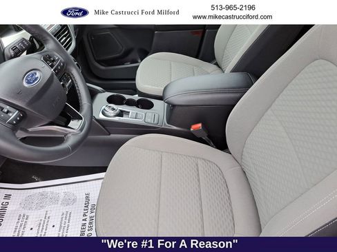 Certified 2022 Ford Escape SE w/ SE Sport Appearance Package image 22