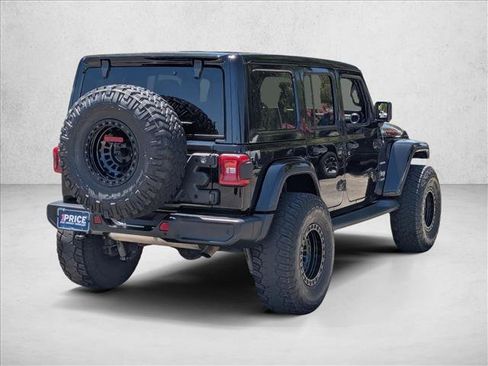 Used 2020 Jeep Wrangler Unlimited Sahara AWD/4WD image 5