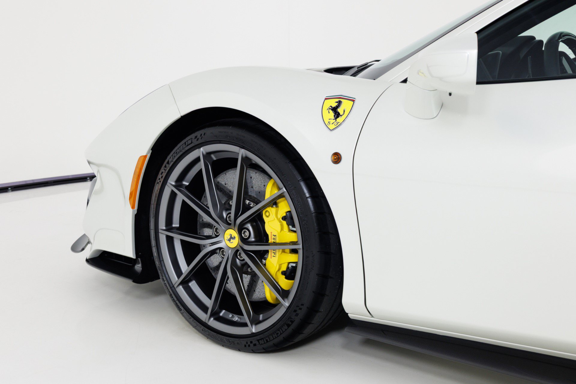 Used 2020 Ferrari 488 Pista Coupe RWD image 72