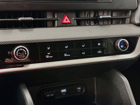 Used 2024 Kia Sportage LX image 23