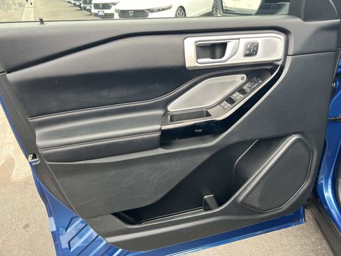 Used 2022 Ford Explorer ST w/ Equipment Group 401A image 4