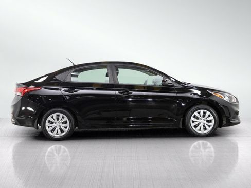 Used 2018 Hyundai Accent SE FWD image 6
