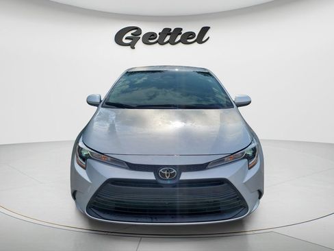 Certified 2023 Toyota Corolla LE FWD image 2