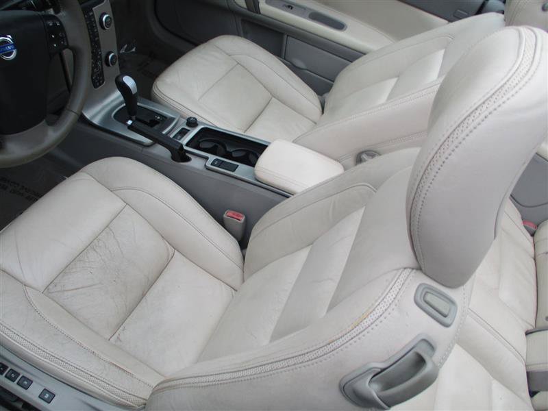 Used 2009 Volvo C70 T5 FWD image 12