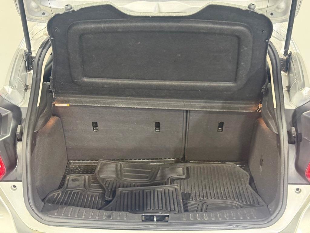 Used 2012 Ford Focus SE FWD image 31