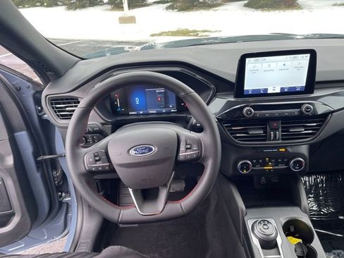 Used 2025 Ford Escape ST-Line AWD/4WD image 15