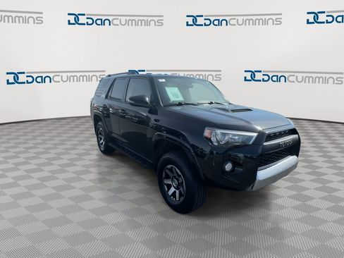 Used 2019 Toyota 4Runner TRD Off-Road Premium AWD/4WD image 2