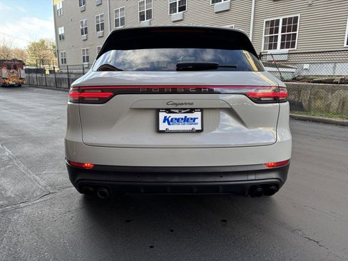 Used 2022 Porsche Cayenne AWD/4WD image 5