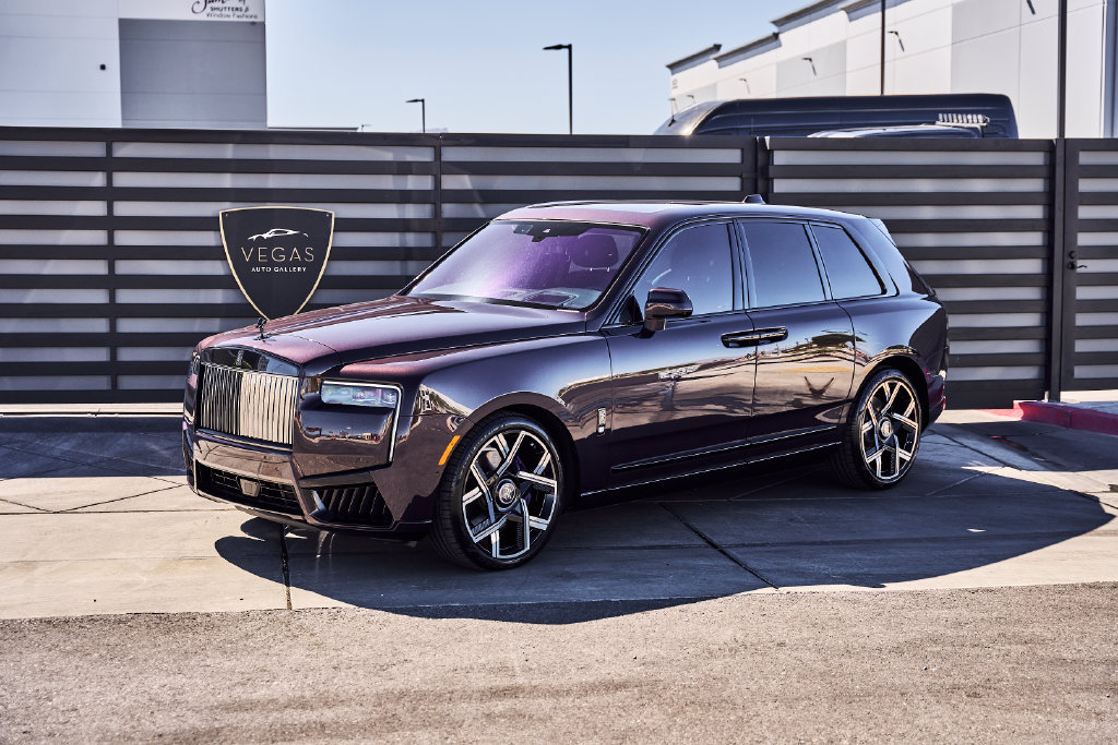 Used 2025 Rolls-Royce Cullinan Black Badge AWD/4WD image 6