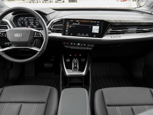 Certified 2025 Audi Q4 e-tron Premium Plus w/ Premium Plus AWD/4WD image 8