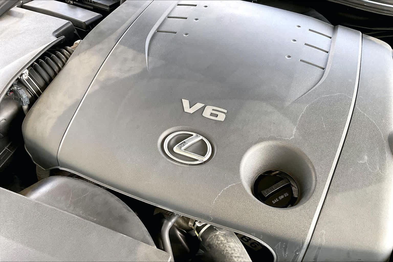 Used 2014 Lexus IS 250C w/ Luxury Package RWD image 29