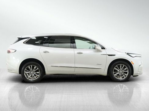 Used 2024 Buick Enclave Avenir w/ Avenir Technology Package image 6