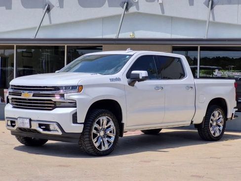 Used 2021 Chevrolet Silverado 1500 High Country AWD/4WD image 3