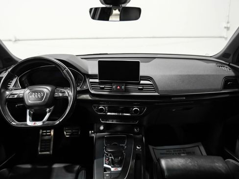 Used 2018 Audi SQ5 Premium Plus w/ Navigation Package image 16