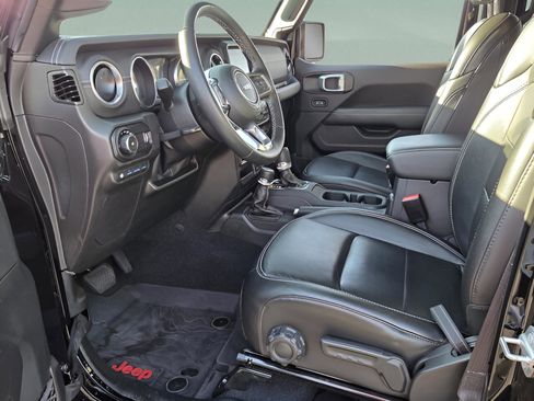 Used 2023 Jeep Wrangler Sahara w/ Cold Weather Group image 14