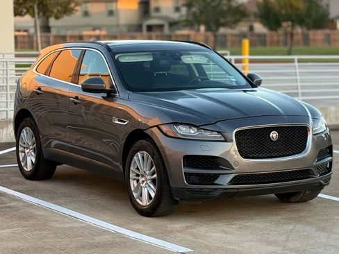 Used 2018 Jaguar F-PACE Prestige AWD/4WD image 11