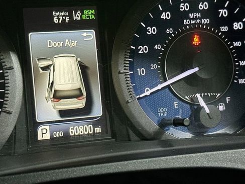 Used 2020 Toyota Sienna XLE image 13