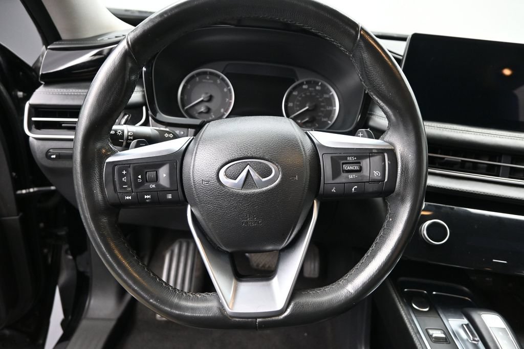 Used 2023 INFINITI QX60 Pure AWD/4WD image 16