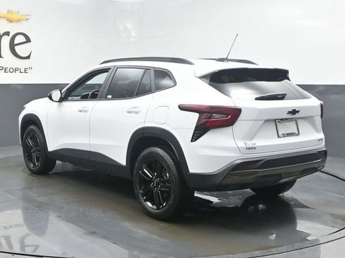 Used 2025 Chevrolet Trax ACTIV w/ Driver Confidence Package image 36