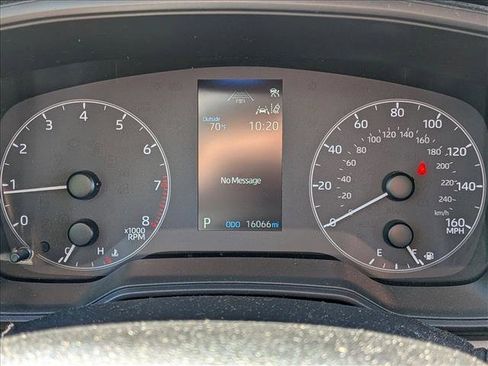 Used 2023 Toyota Corolla Cross L image 12