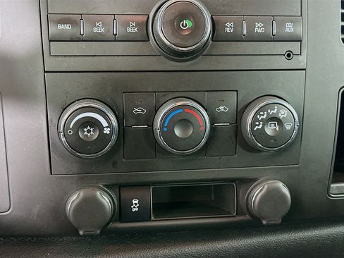 Used 2013 Chevrolet Silverado 1500 LT image 21