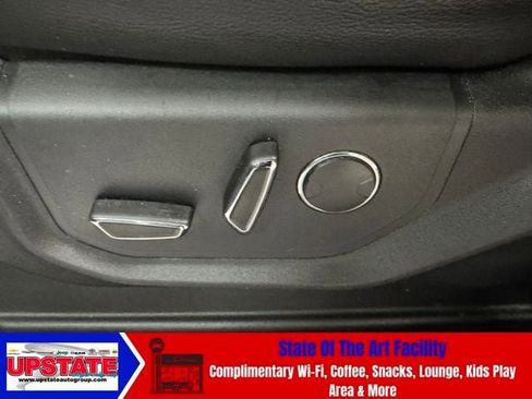 Used 2017 Ford F150 Lariat w/ Equipment Group 502A Luxury image 27