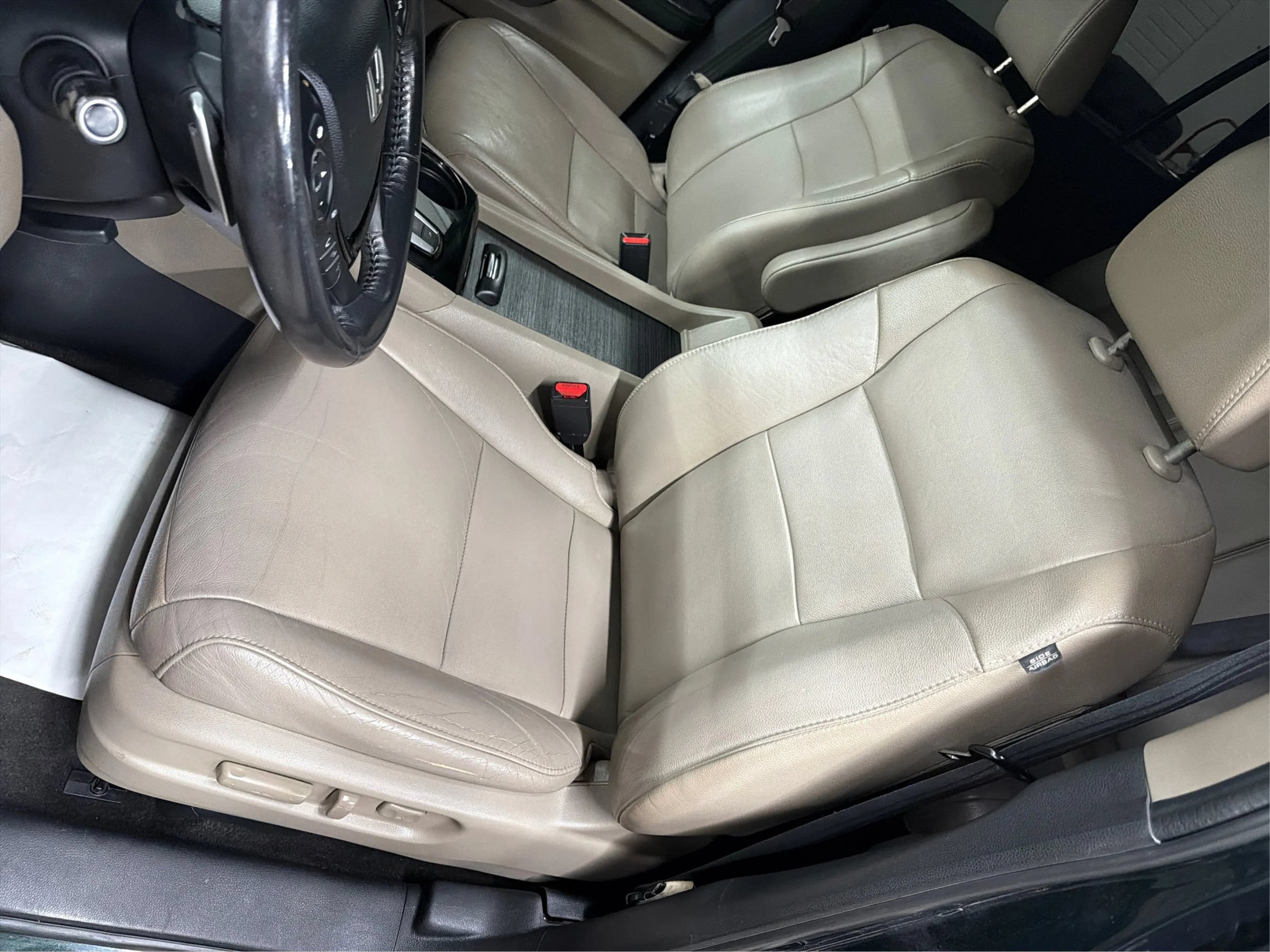Used 2017 Honda Pilot Touring image 16