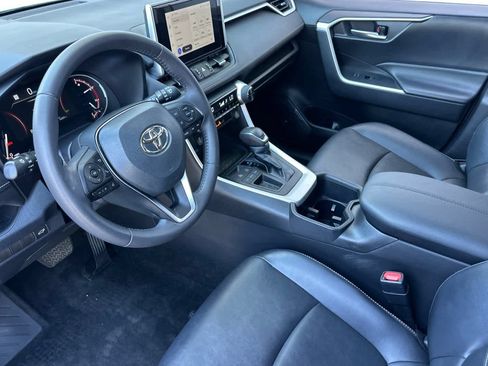 Used 2023 Toyota RAV4 XLE Premium FWD image 11