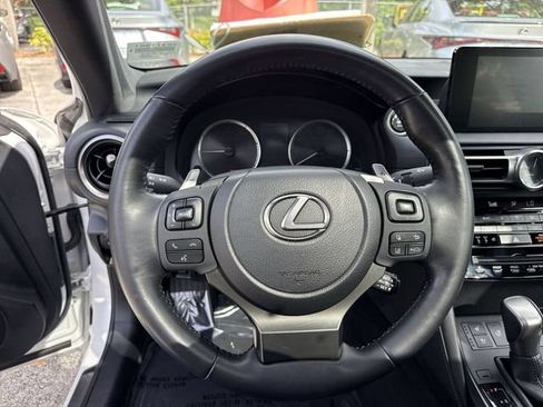 Used 2022 Lexus IS 300 w/ Premium Package RWD image 14