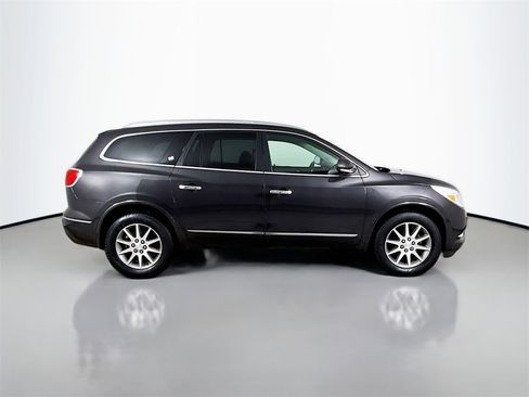 Used 2017 Buick Enclave Leather image 12