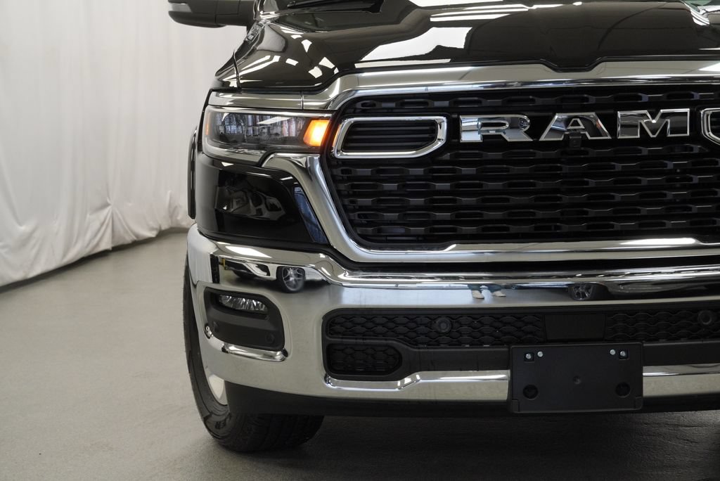 New 2026 RAM 1500 Big Horn AWD/4WD image 6
